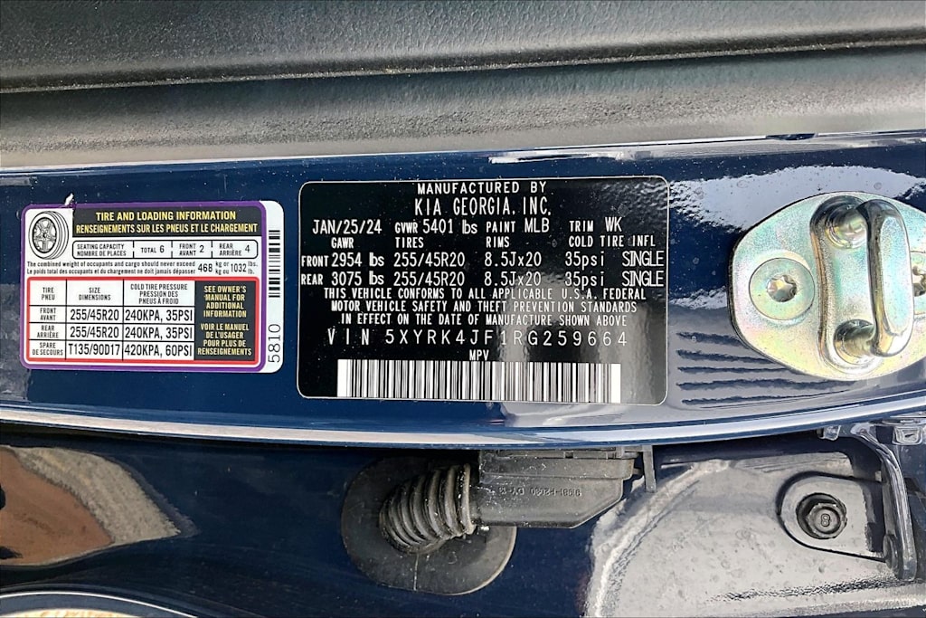 Thumbnail: 2024 Kia Sorento - 16