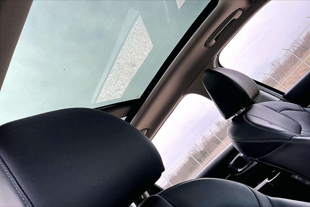 Thumbnail: 2024 Kia Sorento - 9