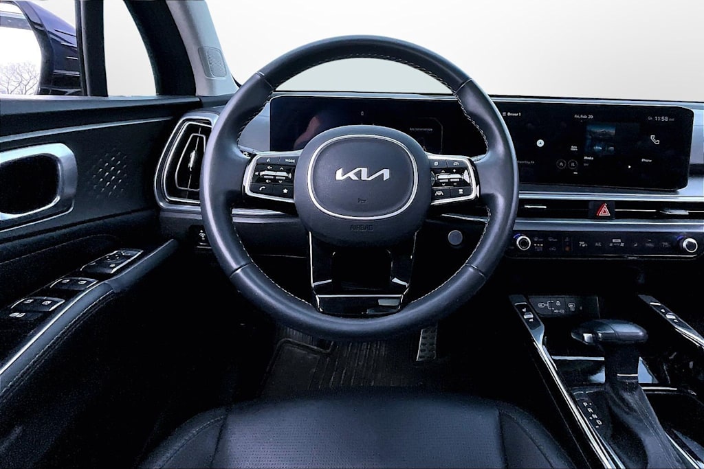 Thumbnail: 2024 Kia Sorento - 2