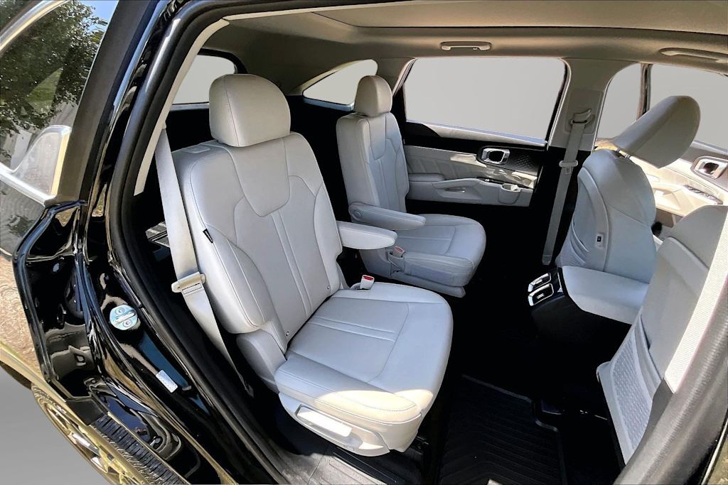 Thumbnail: 2025 Kia Sorento - 26