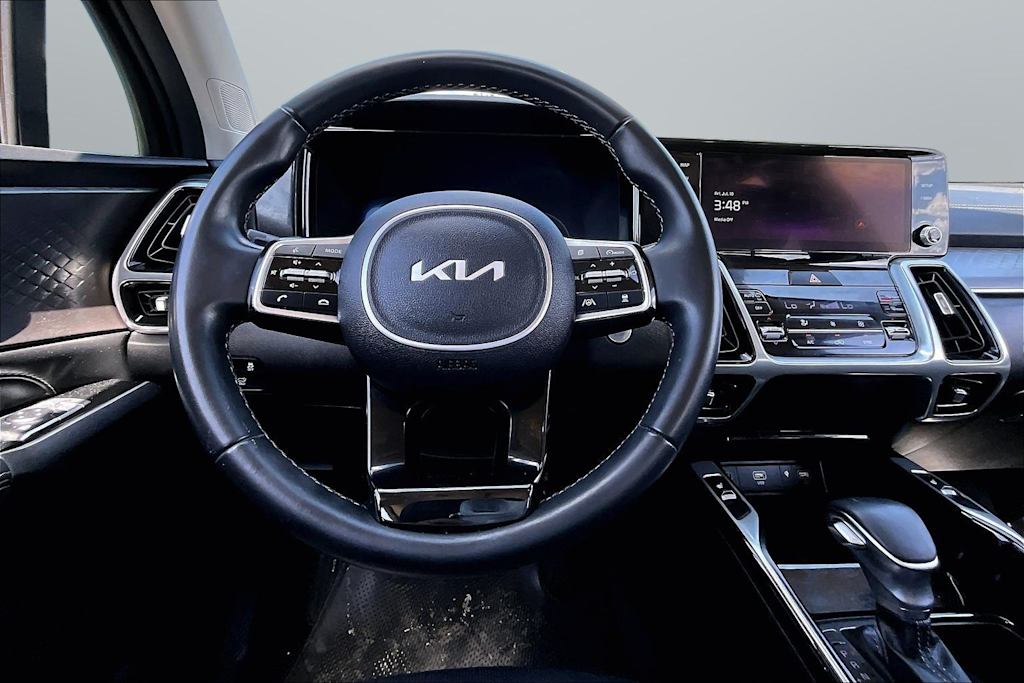 Thumbnail: 2023 Kia Sorento - 2