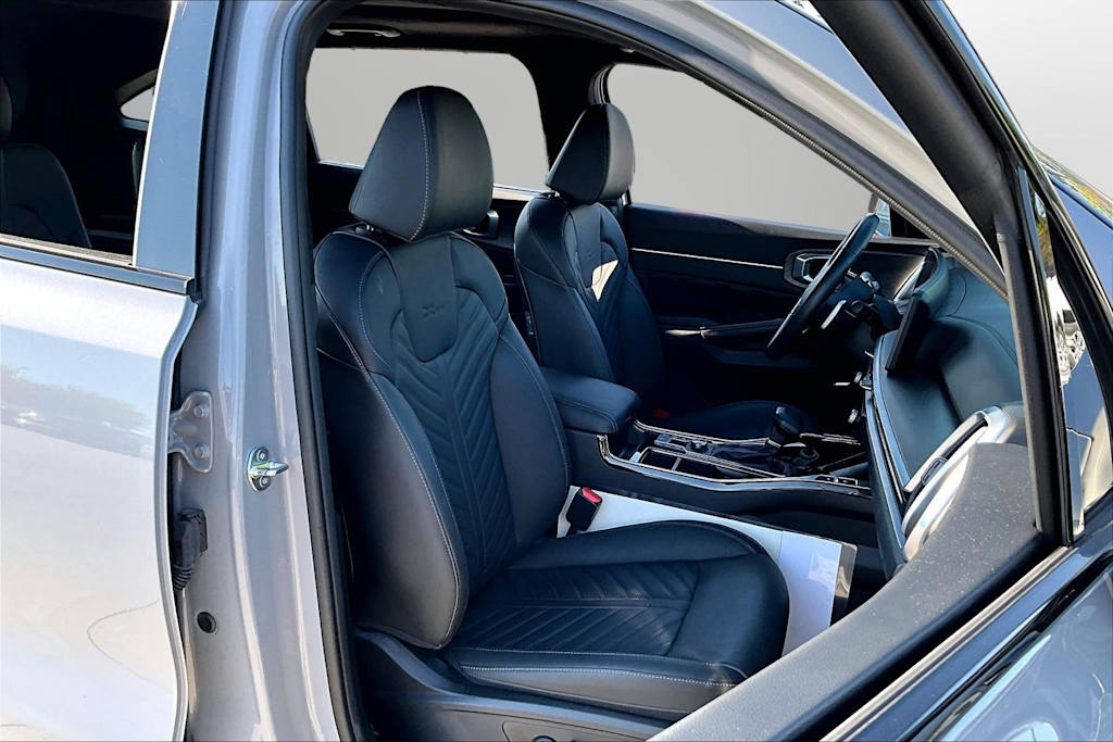 Thumbnail: 2025 Kia Sorento - 9