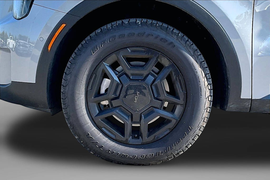 Thumbnail: 2025 Kia Sorento - 7