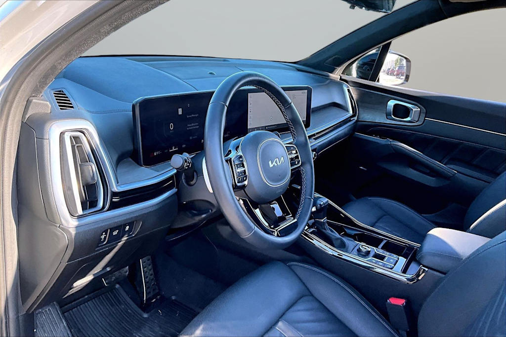Thumbnail: 2025 Kia Sorento - 8
