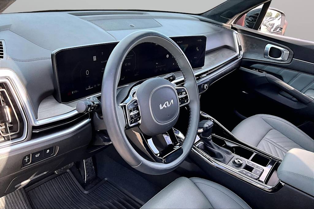 Thumbnail: 2025 Kia Sorento - 8