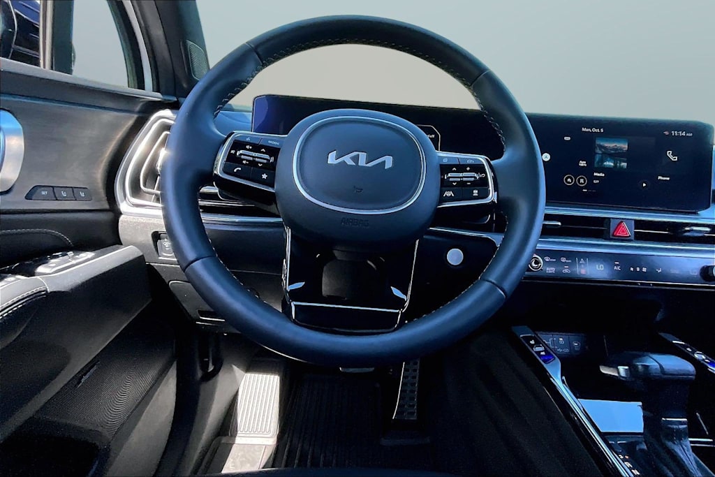 Thumbnail: 2025 Kia Sorento - 2