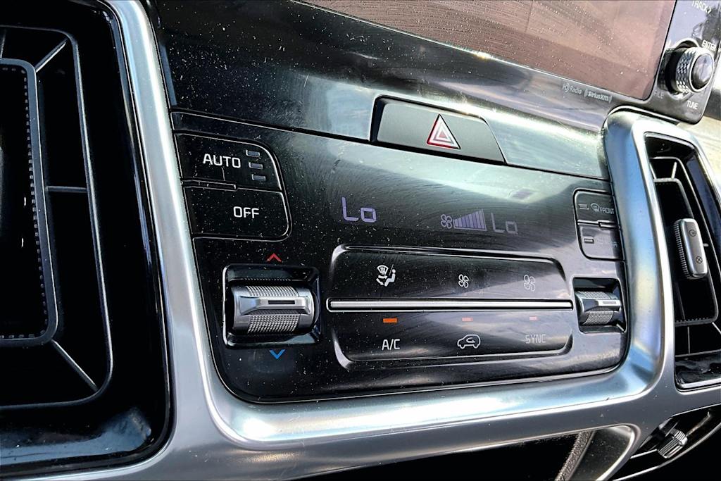 Thumbnail: 2022 Kia Sorento - 26