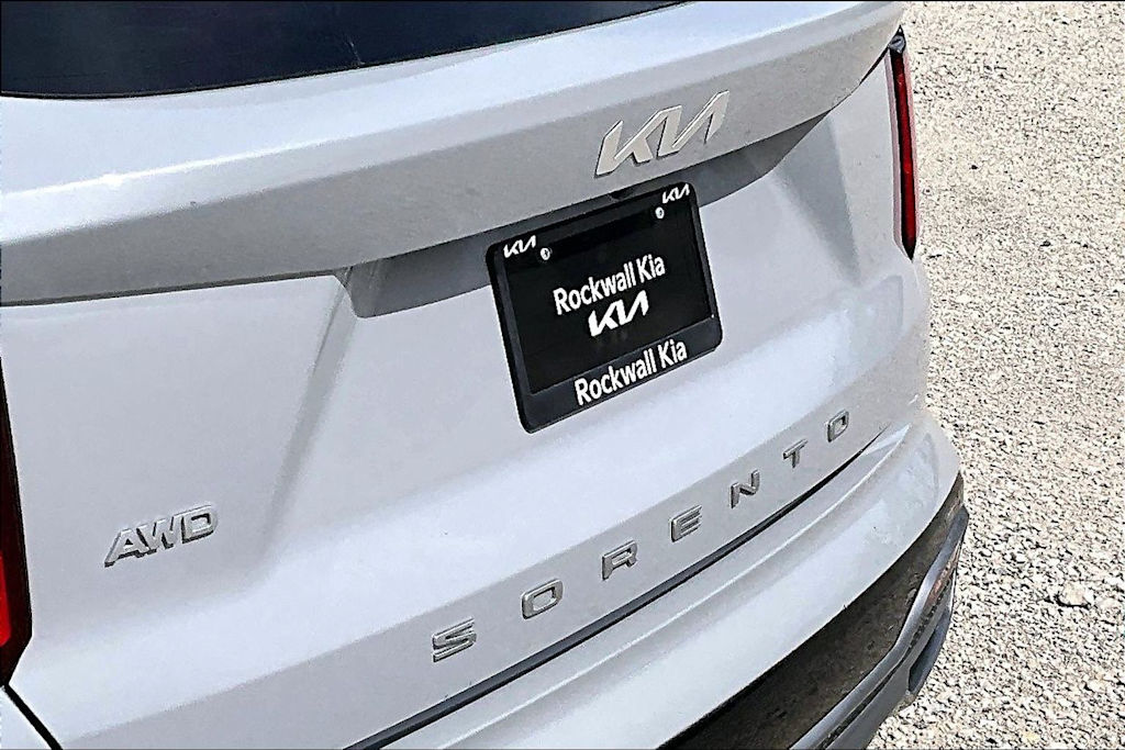 Thumbnail: 2022 Kia Sorento - 28