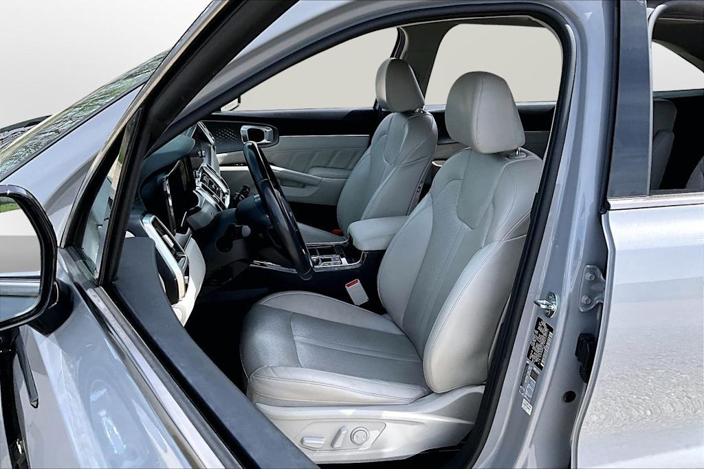 Thumbnail: 2022 Kia Sorento - 10