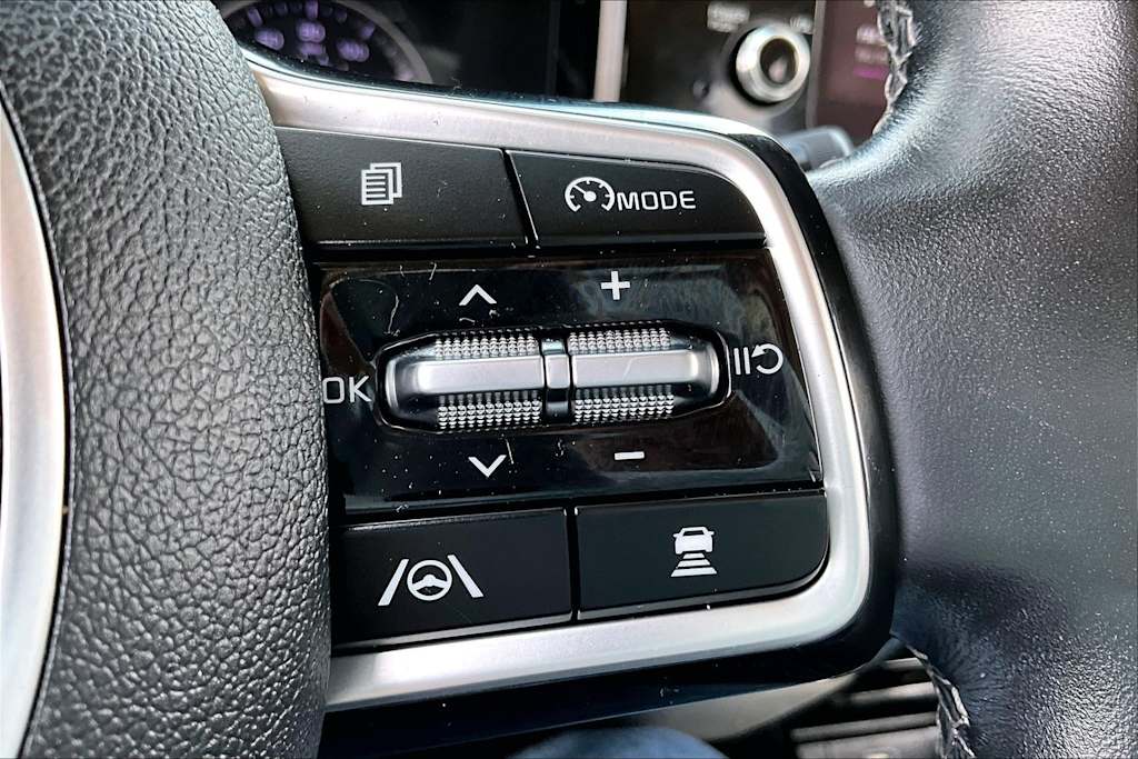 Thumbnail: 2022 Kia Sorento - 22