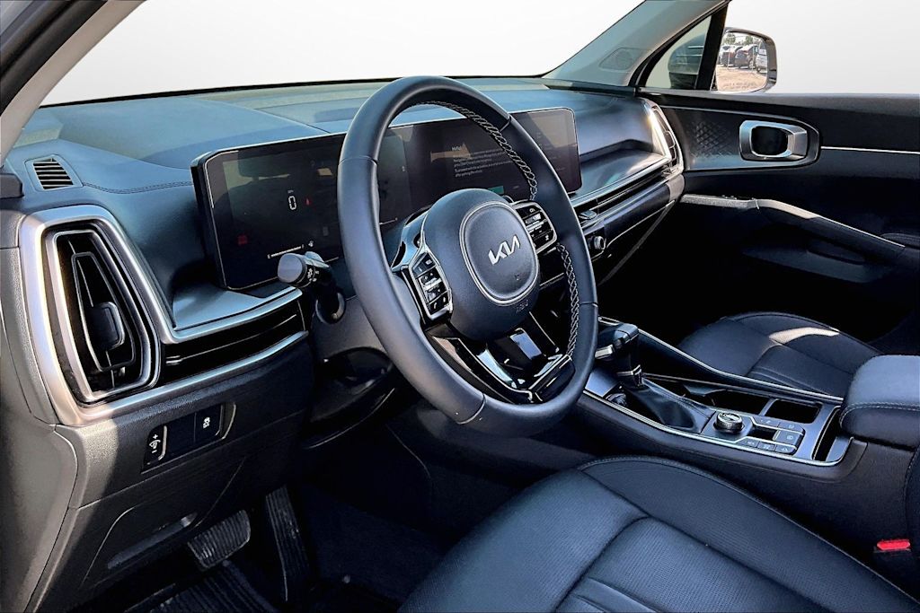 Thumbnail: 2025 Kia Sorento - 7