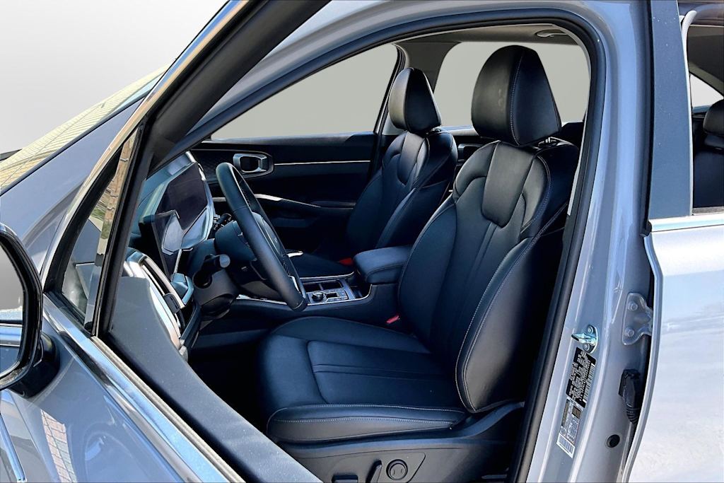 Thumbnail: 2025 Kia Sorento - 9