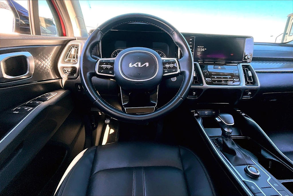 Thumbnail: 2022 Kia Sorento - 2