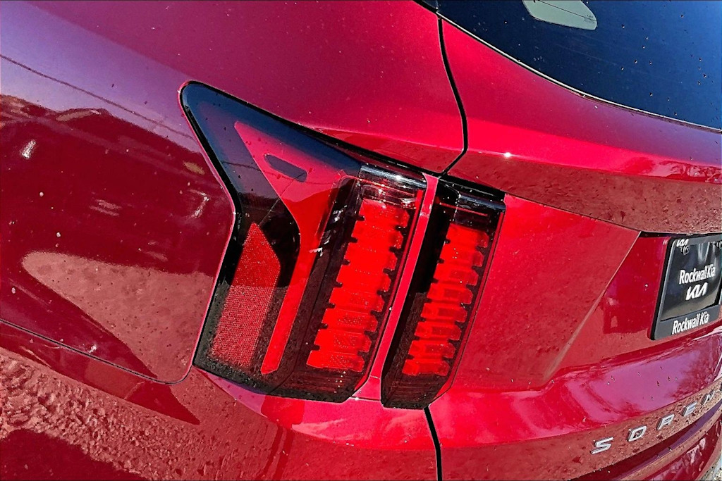 Thumbnail: 2022 Kia Sorento - 32