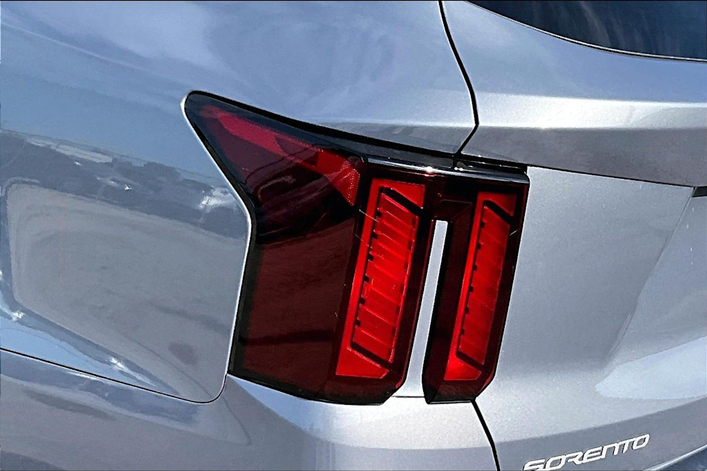 Thumbnail: 2025 Kia Sorento - 27