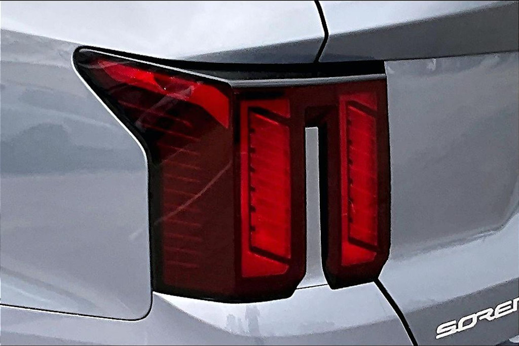 Thumbnail: 2025 Kia Sorento - 27