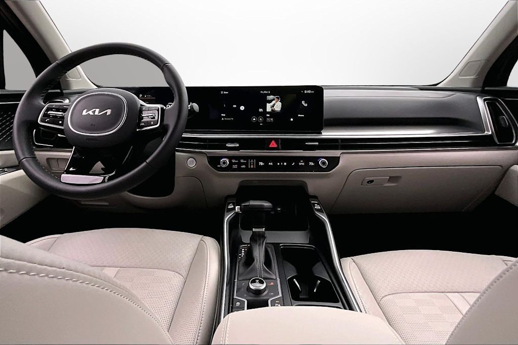 Thumbnail: 2025 Kia Sorento - 11