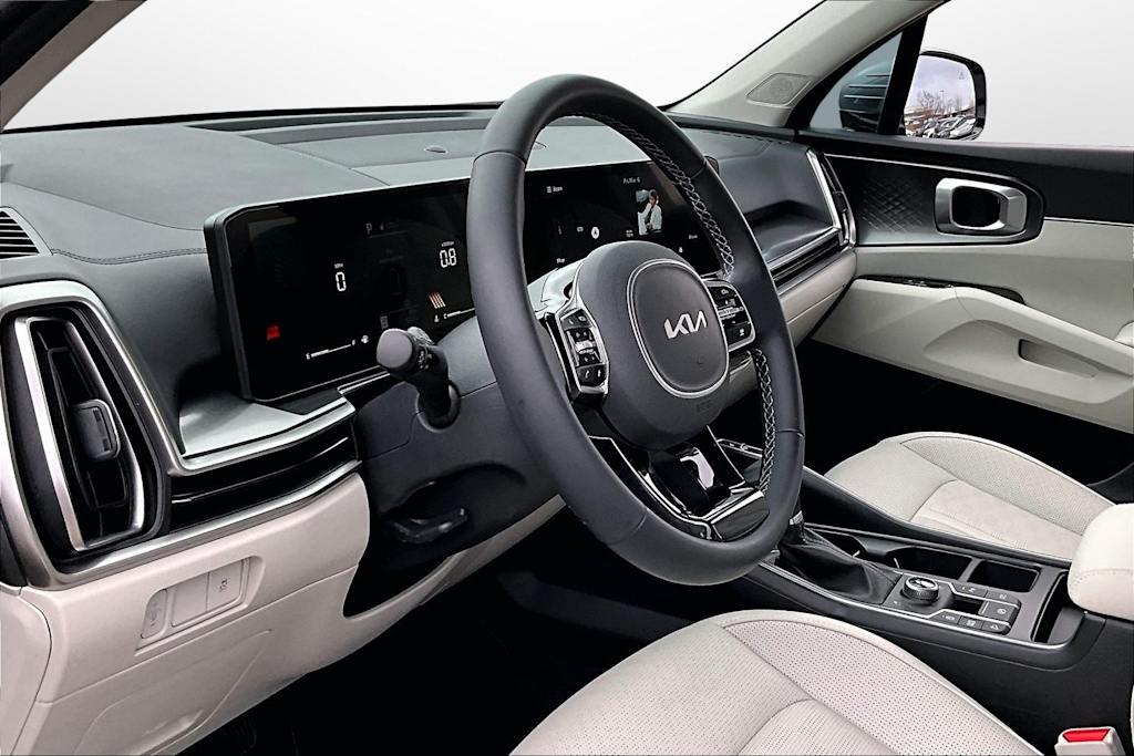 Thumbnail: 2025 Kia Sorento - 7
