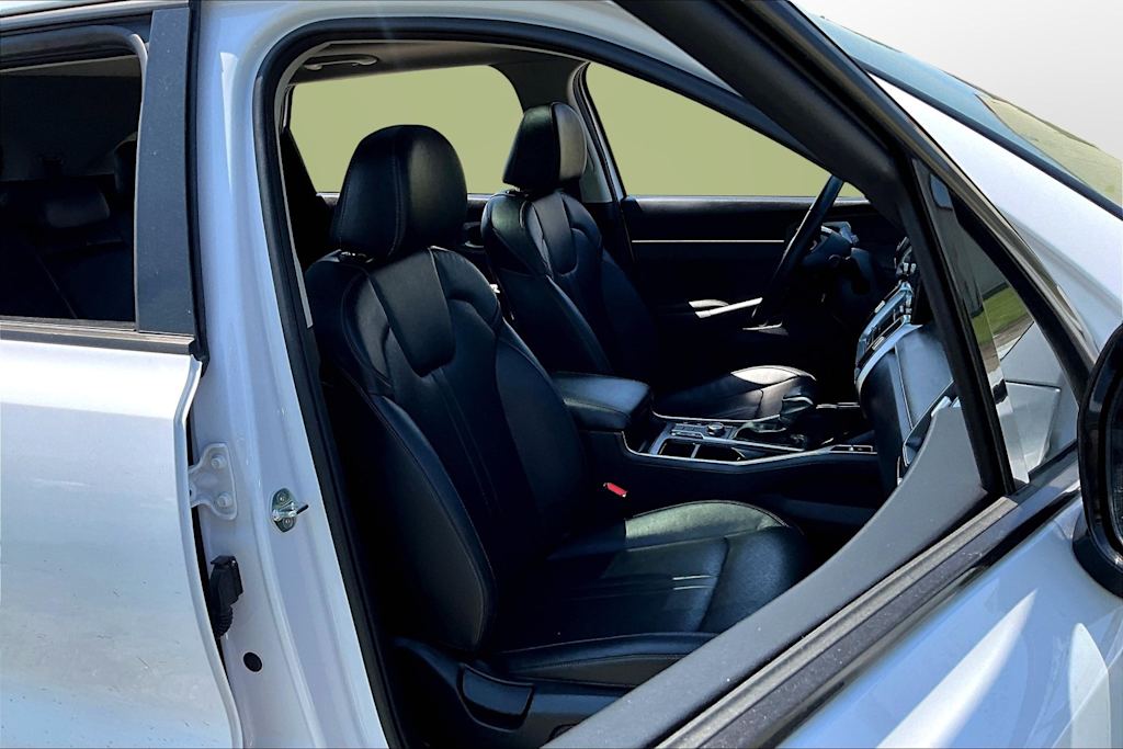 Thumbnail: 2023 Kia Sorento - 9