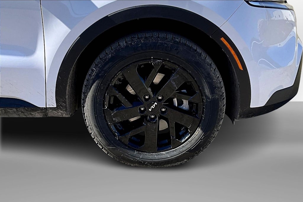 Thumbnail: 2023 Kia Sorento - 6