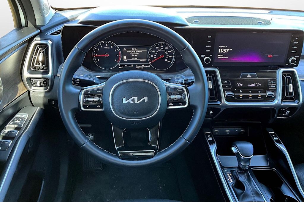 Thumbnail: 2023 Kia Sorento - 2