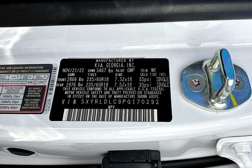 Thumbnail: 2023 Kia Sorento - 17