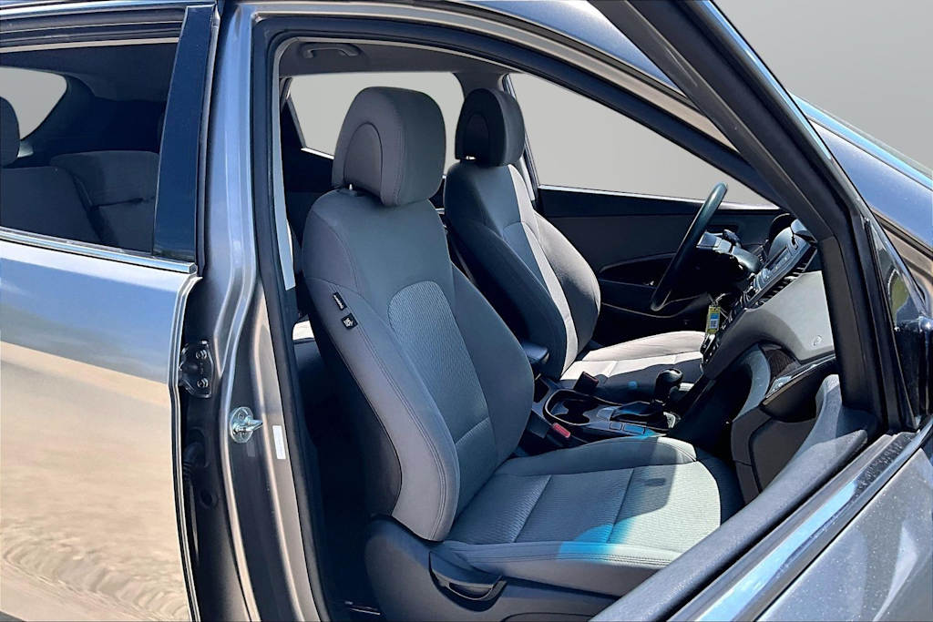 Thumbnail: 2018 Hyundai Santa Fe - 9