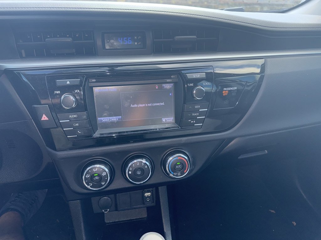 Thumbnail: 2016 Toyota Corolla - 8