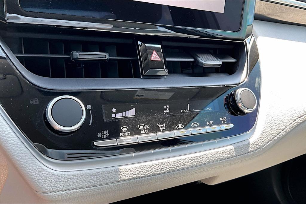 Thumbnail: 2026 Toyota Corolla Cross - 23