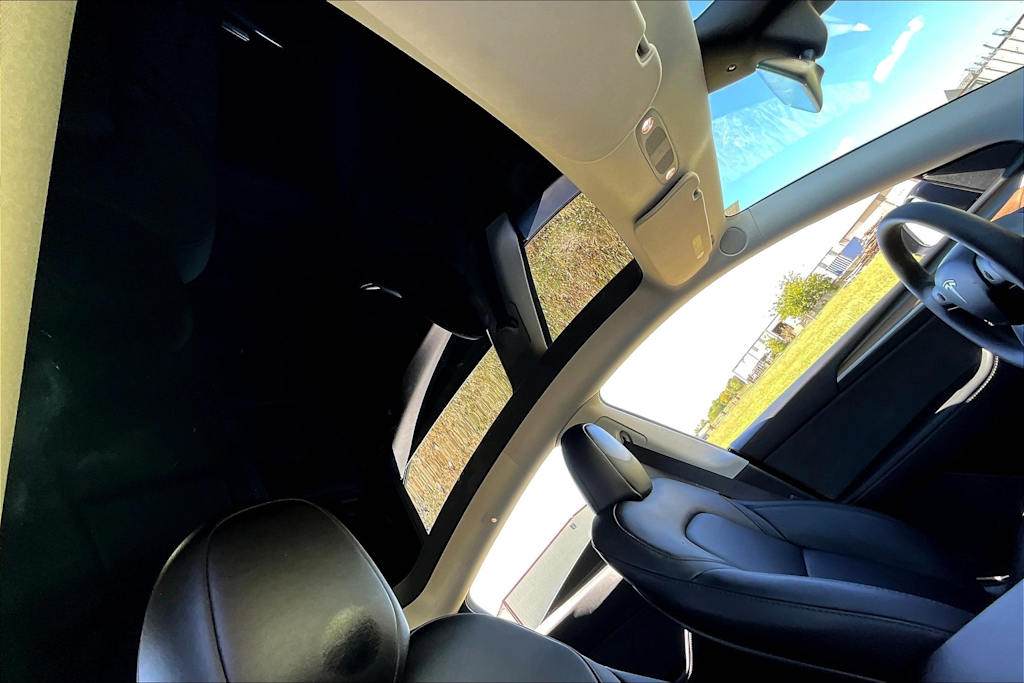 Thumbnail: 2023 Tesla Model Y - 19