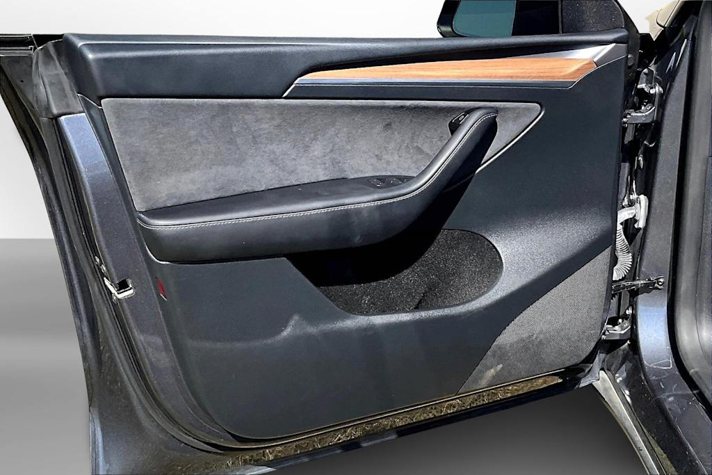 Thumbnail: 2023 Tesla Model Y - 20