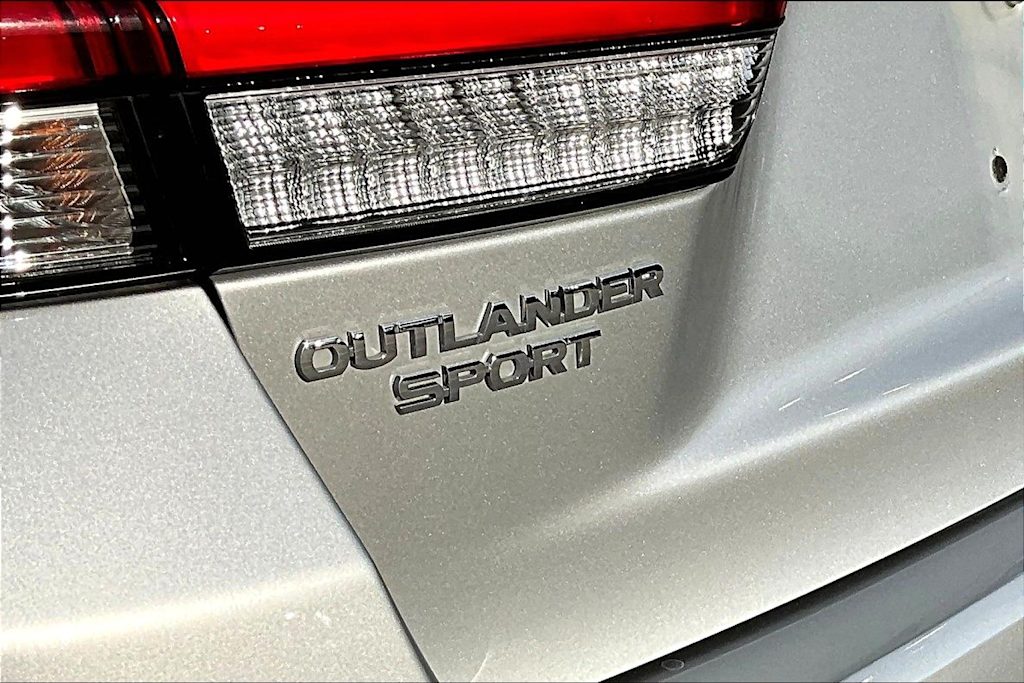 2021 Mitsubishi Outlander Sport S 5