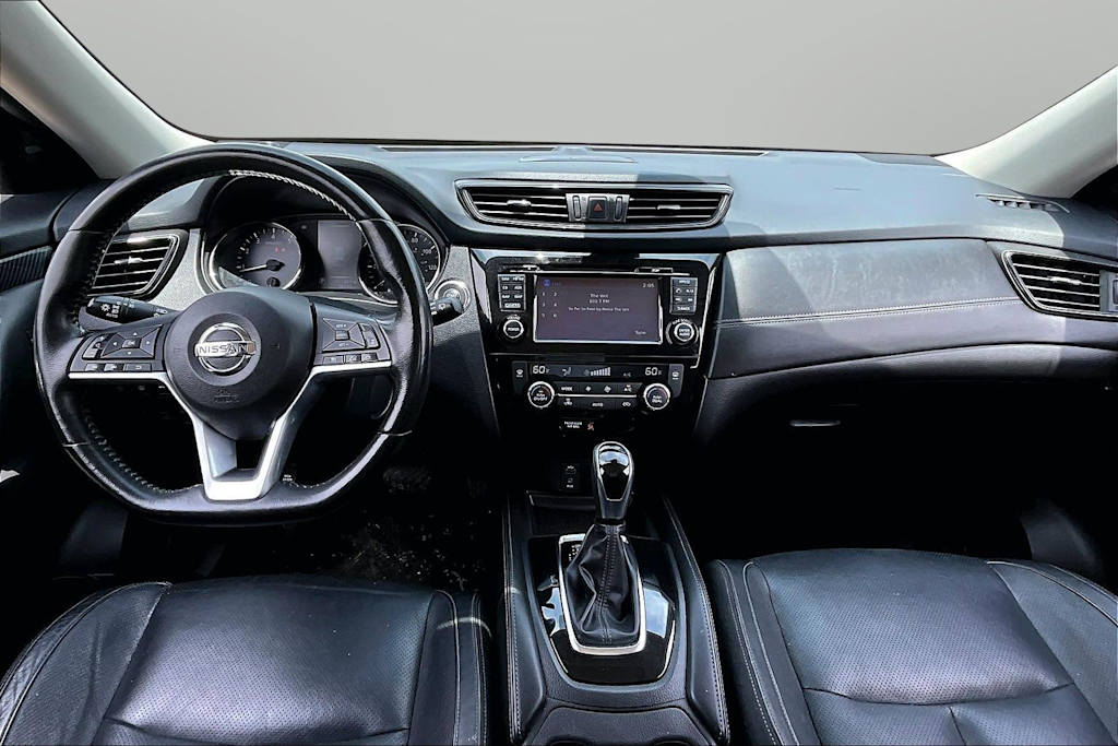 Thumbnail: 2017 Nissan Rogue - 11