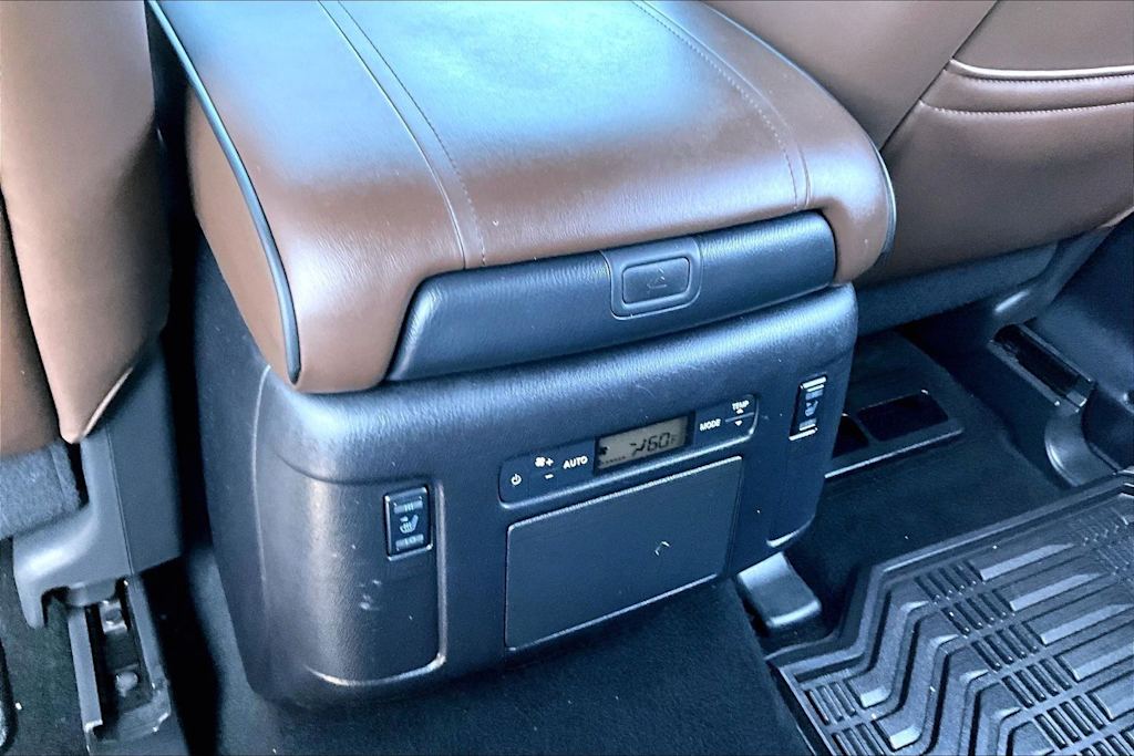 Thumbnail: 2023 Nissan Armada - 25