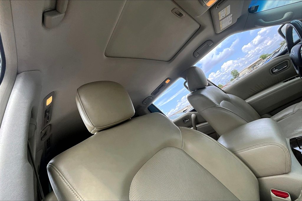 Thumbnail: 2017 INFINITI QX80 - 11