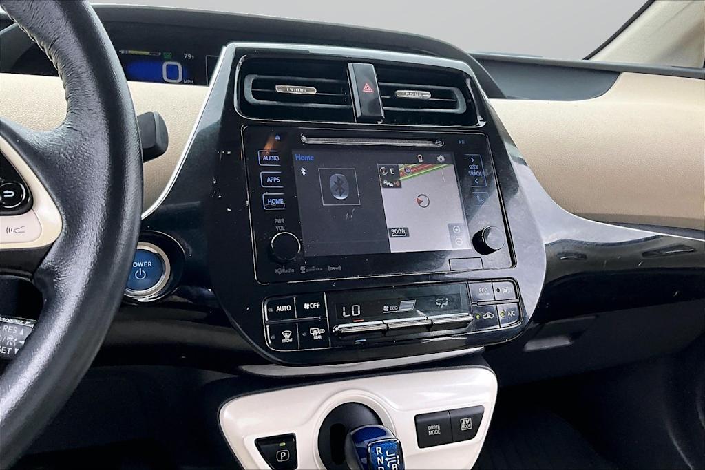 Thumbnail: 2017 Toyota Prius - 13
