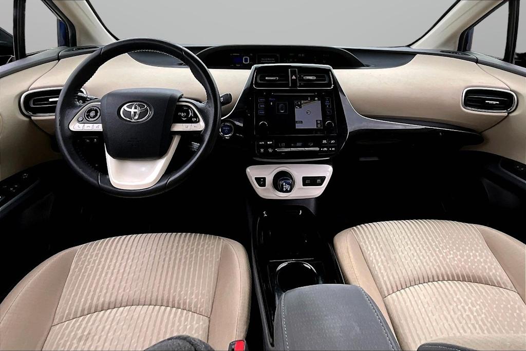 Thumbnail: 2017 Toyota Prius - 12