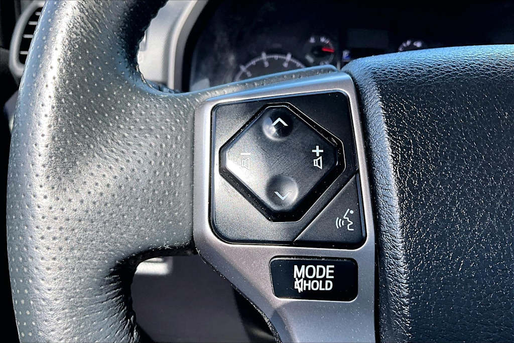 Thumbnail: 2021 Toyota 4Runner - 22