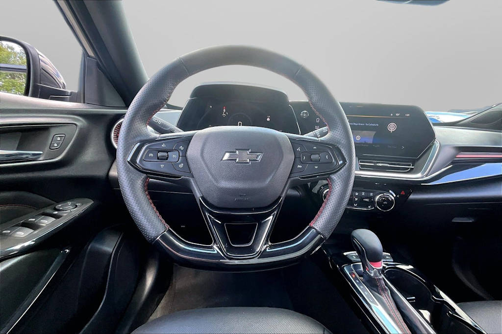 Thumbnail: 2025 Chevrolet Trax - 2