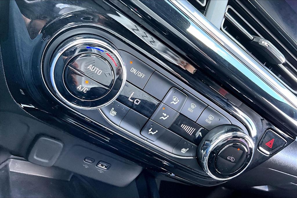 Thumbnail: 2025 Chevrolet Trax - 26