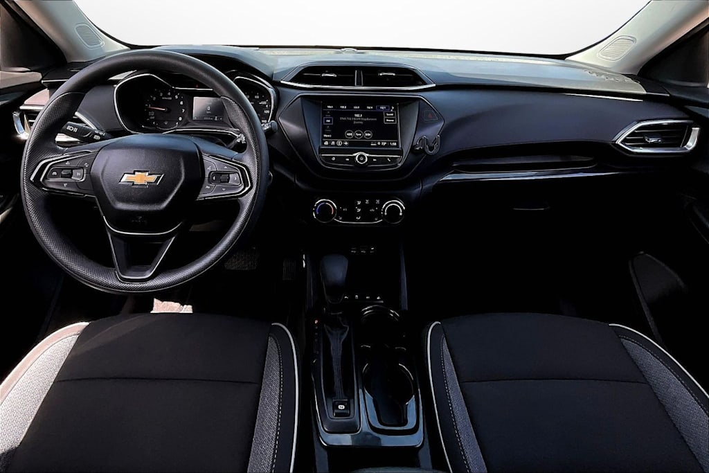 Thumbnail: 2022 Chevrolet TrailBlazer - 12