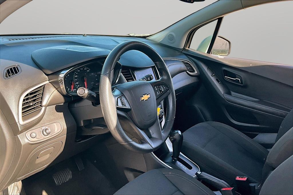 Thumbnail: 2020 Chevrolet Trax - 8