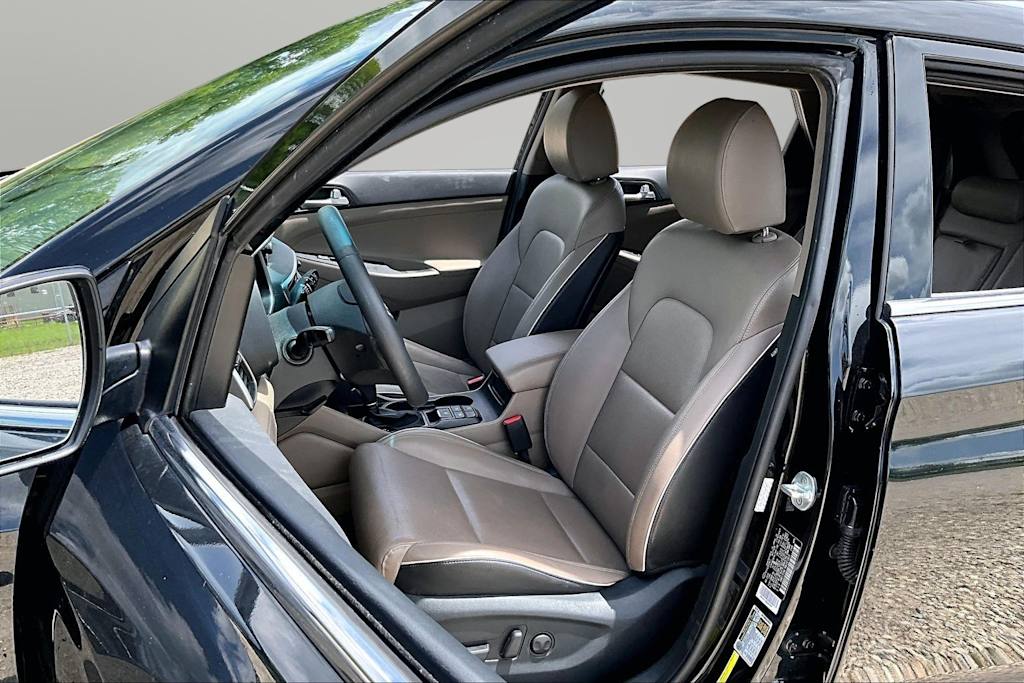 Thumbnail: 2021 Hyundai Tucson - 10