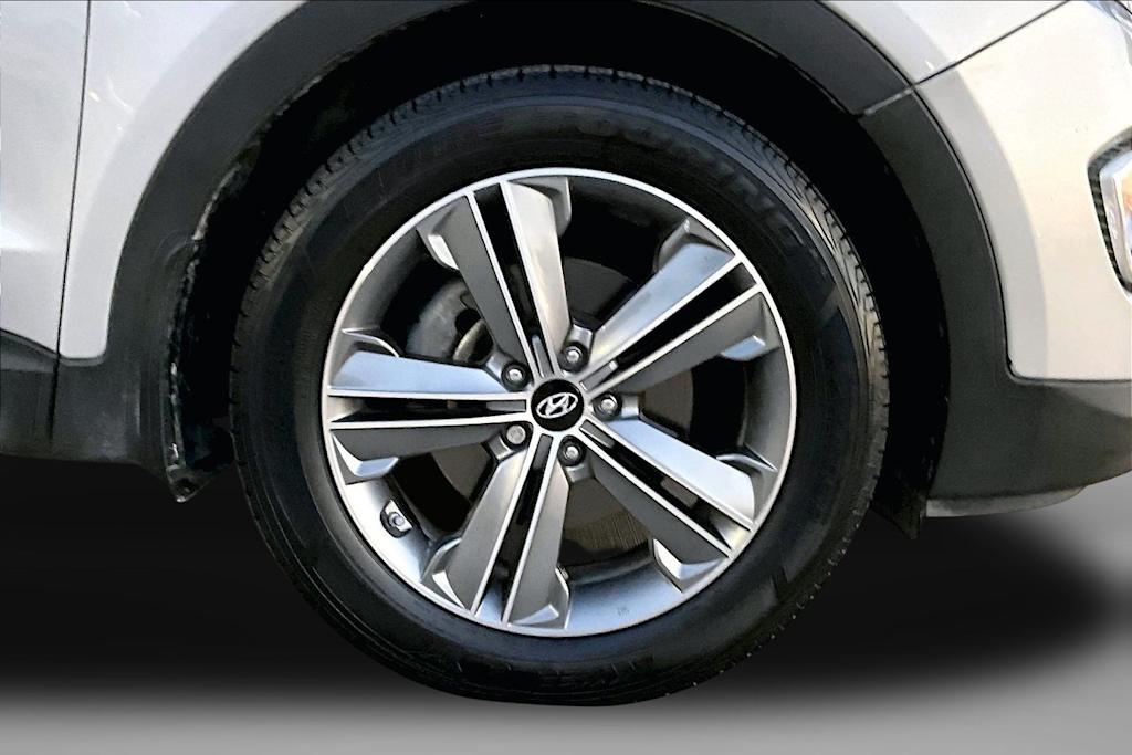 Thumbnail: 2016 Hyundai Santa Fe - 6