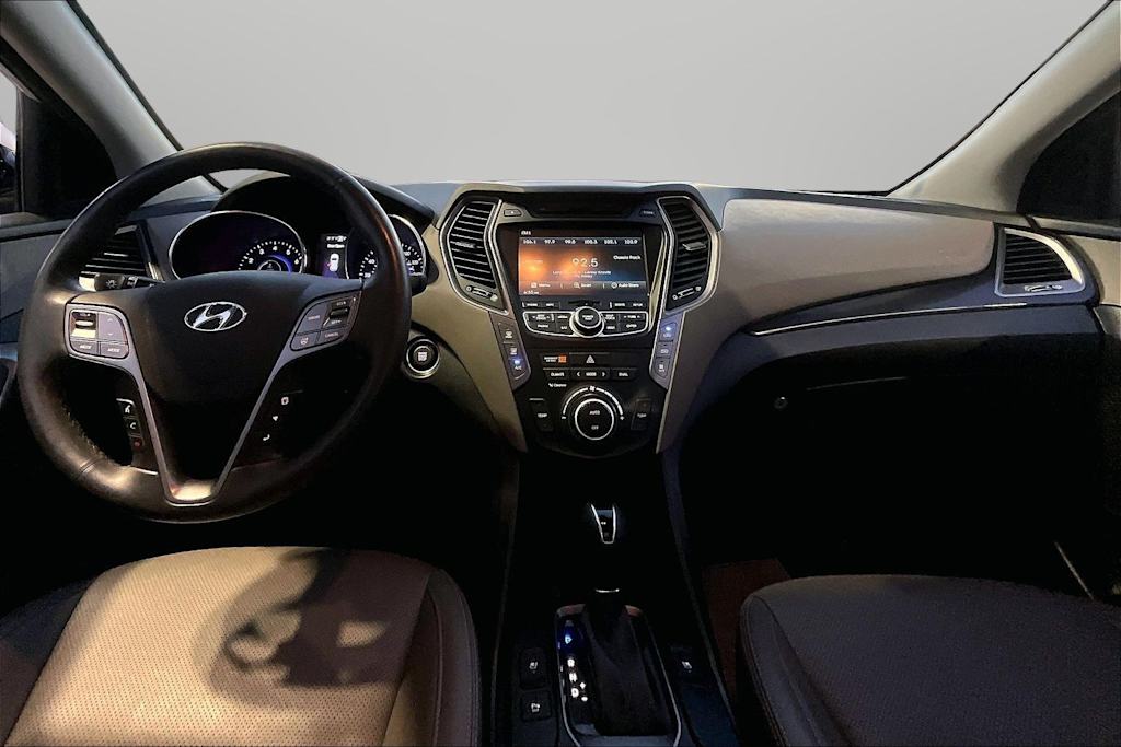 Thumbnail: 2016 Hyundai Santa Fe - 11