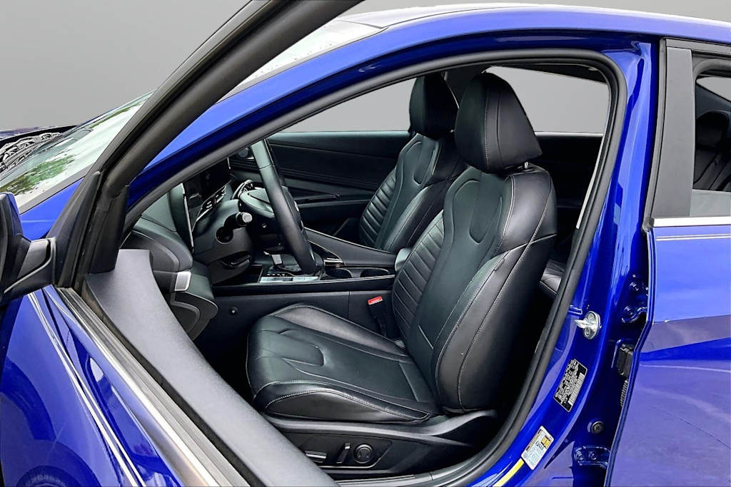 Thumbnail: 2023 Hyundai Elantra - 9