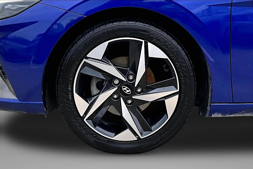 Thumbnail: 2023 Hyundai Elantra - 6