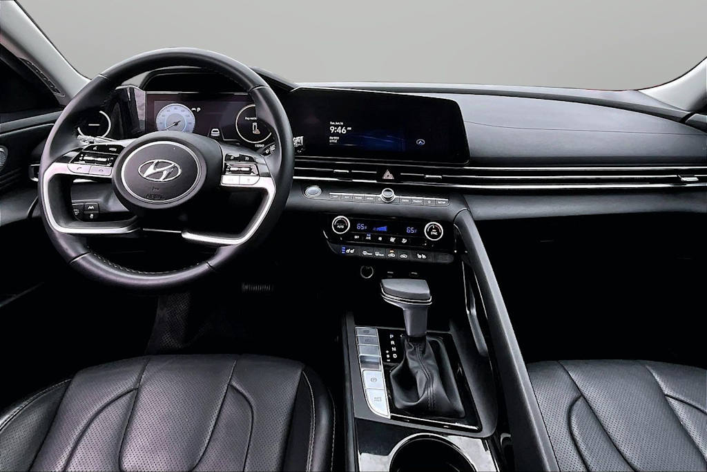 Thumbnail: 2023 Hyundai Elantra - 11