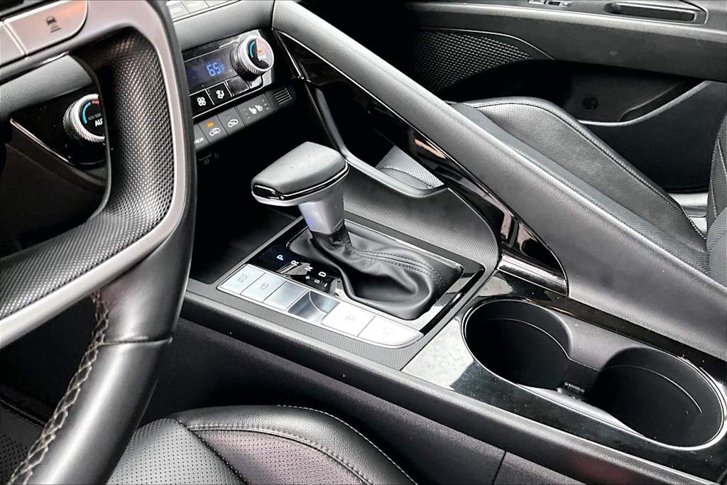 Thumbnail: 2023 Hyundai Elantra - 14