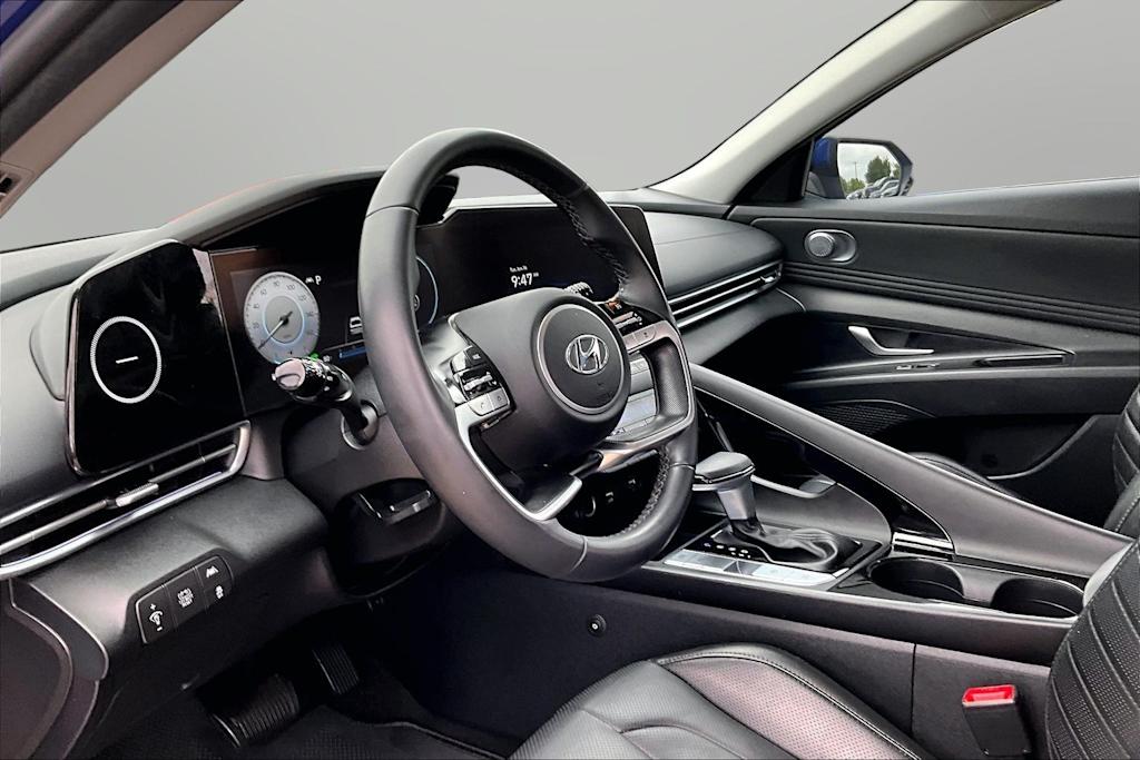 Thumbnail: 2023 Hyundai Elantra - 7